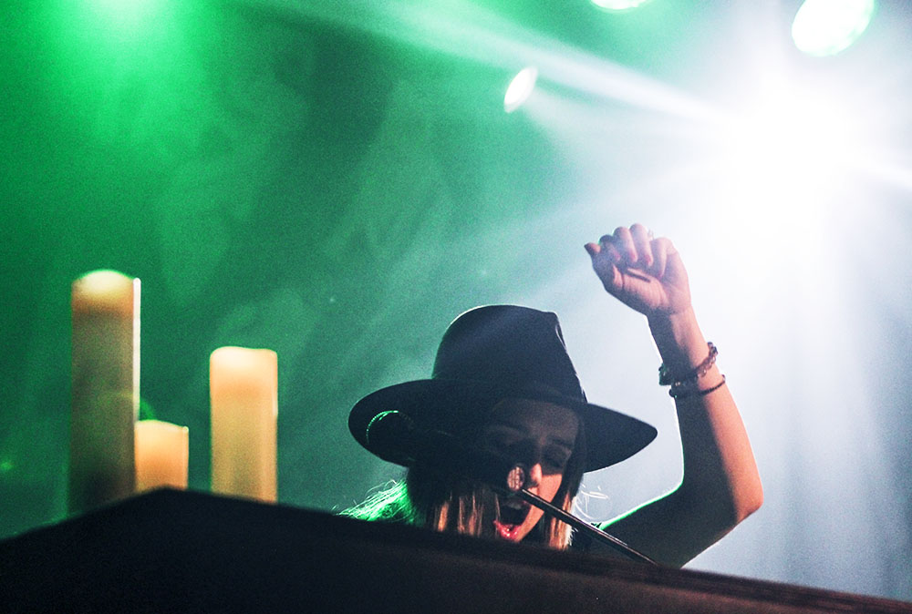 ZZ Ward, Wonder Ballroom, photo by Emma Davis