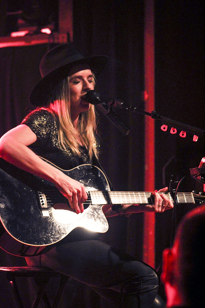 ZZ Ward, Wonder Ballroom, photo by Emma Davis
