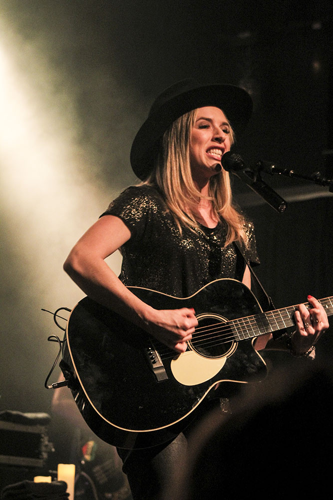 ZZ Ward, Wonder Ballroom, photo by Emma Davis