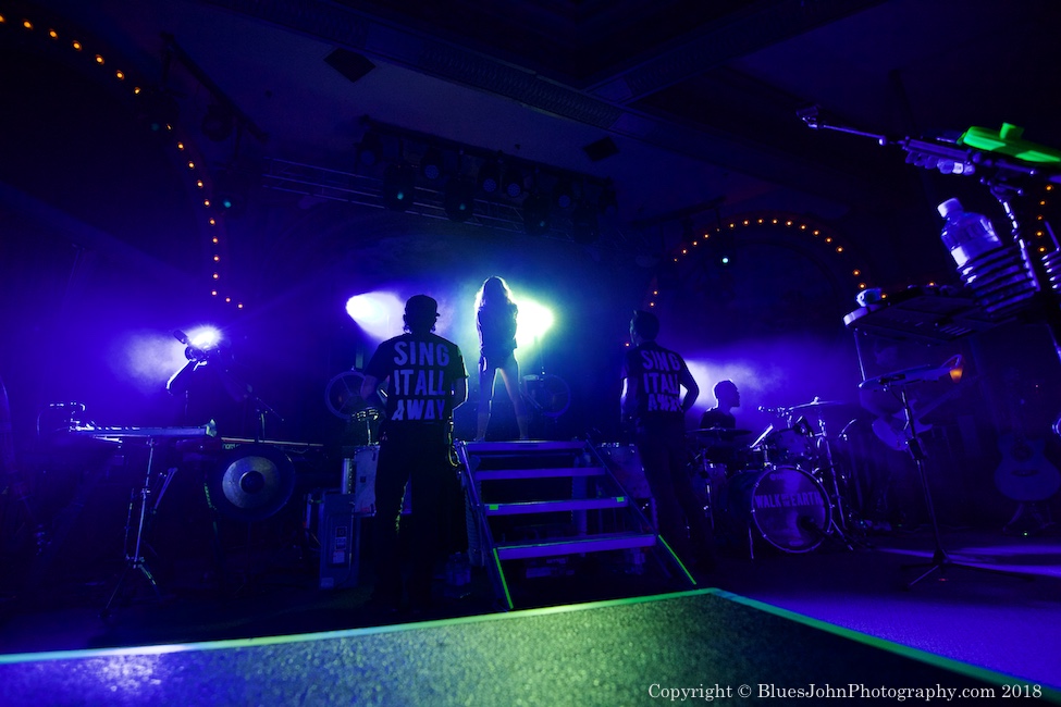 Walk Off The Earth, Crystal Ballroom, photo by John Alcala