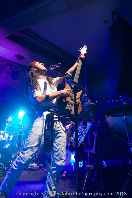 Walk Off The Earth, Crystal Ballroom, photo by John Alcala