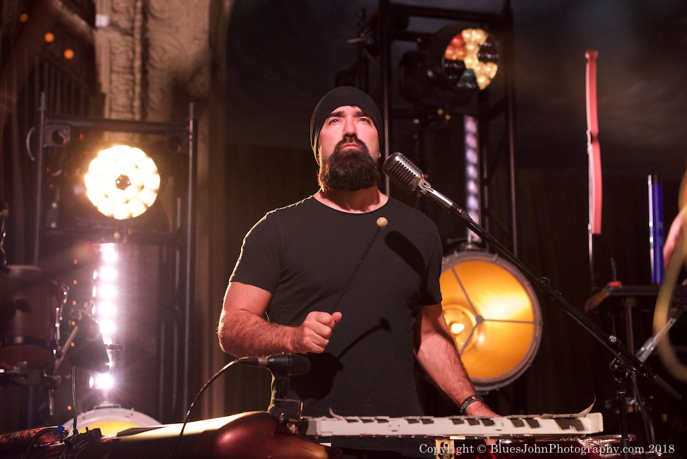 Walk Off The Earth, Crystal Ballroom, photo by John Alcala