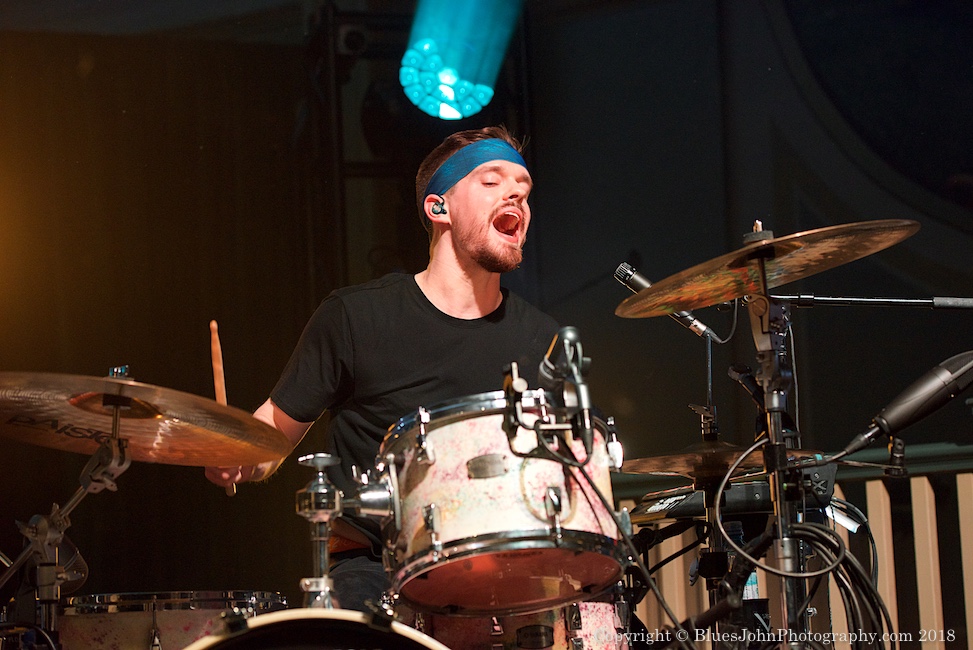 Walk Off The Earth, Crystal Ballroom, photo by John Alcala