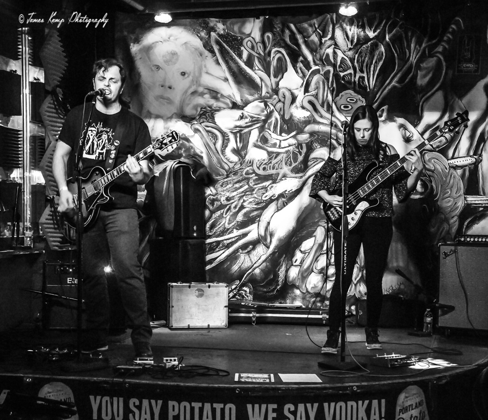 Atomic 45, The Analog Cafe [CLOSED], Portland Metro Records, photo by James Kemp