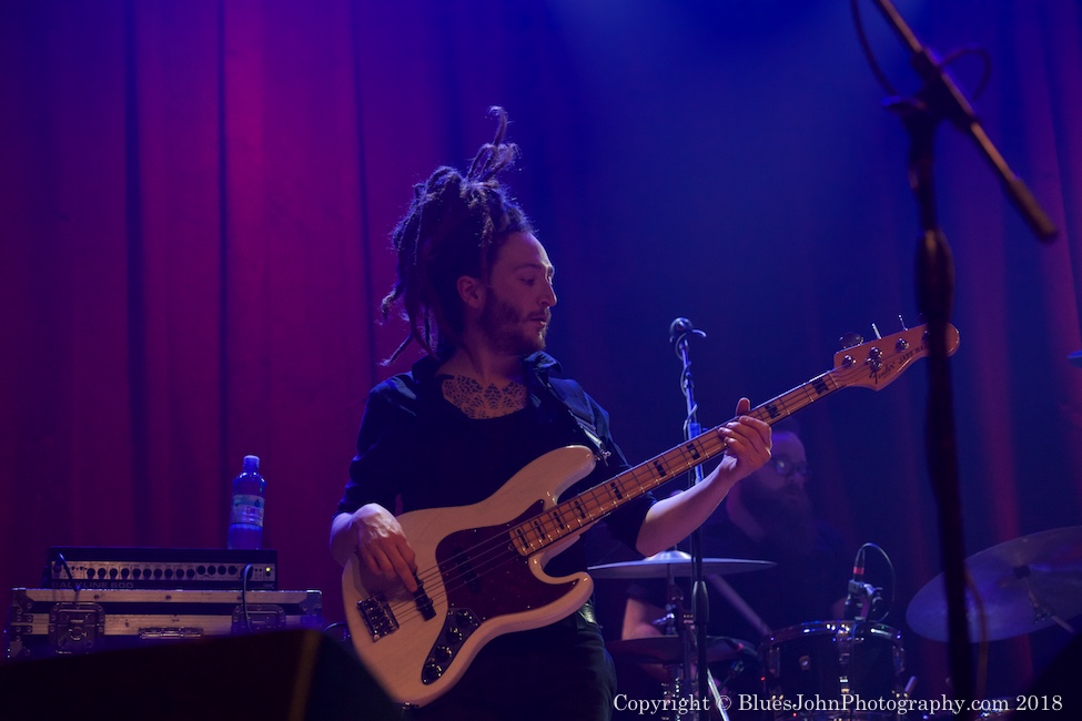 Joanne Shaw Taylor, Aladdin Theater, photo by John Alcala