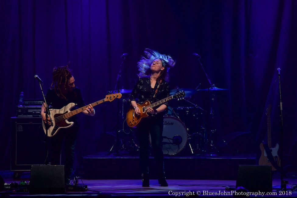 Joanne Shaw Taylor, Aladdin Theater, photo by John Alcala
