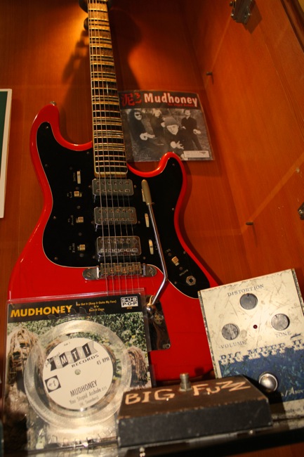 Mudhoney, Black Book Guitars, photo by David Mosher