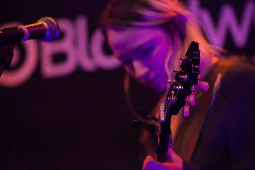 Ezza Rose, Bloodworks Live Studio, KINK, Vortex Music Magazine, photo by KINK