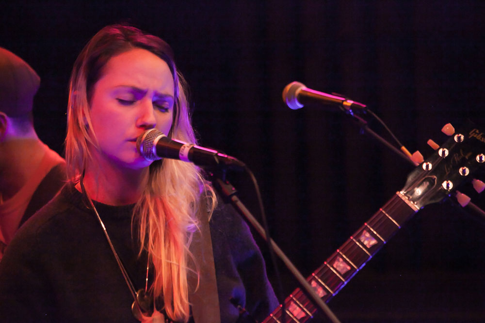 Ezza Rose, Bloodworks Live Studio, KINK, Vortex Music Magazine, photo by KINK