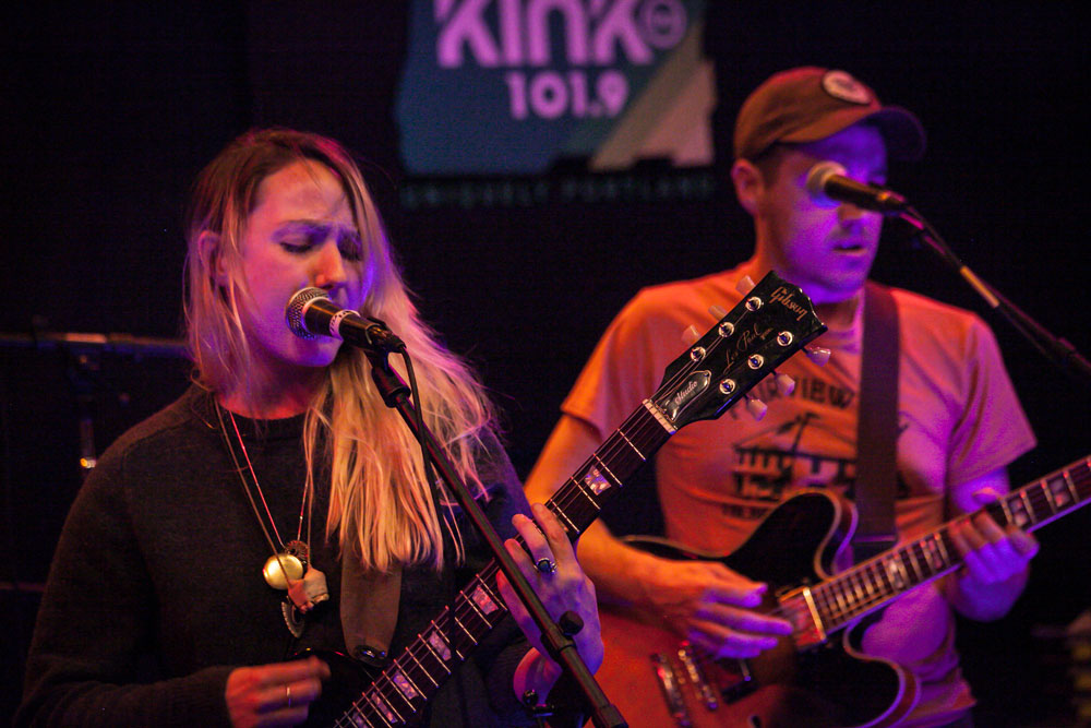 Ezza Rose, Bloodworks Live Studio, KINK, Vortex Music Magazine, photo by KINK