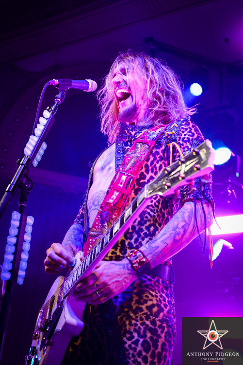 The Darkness, Crystal Ballroom, photo by Anthony Pidgeon