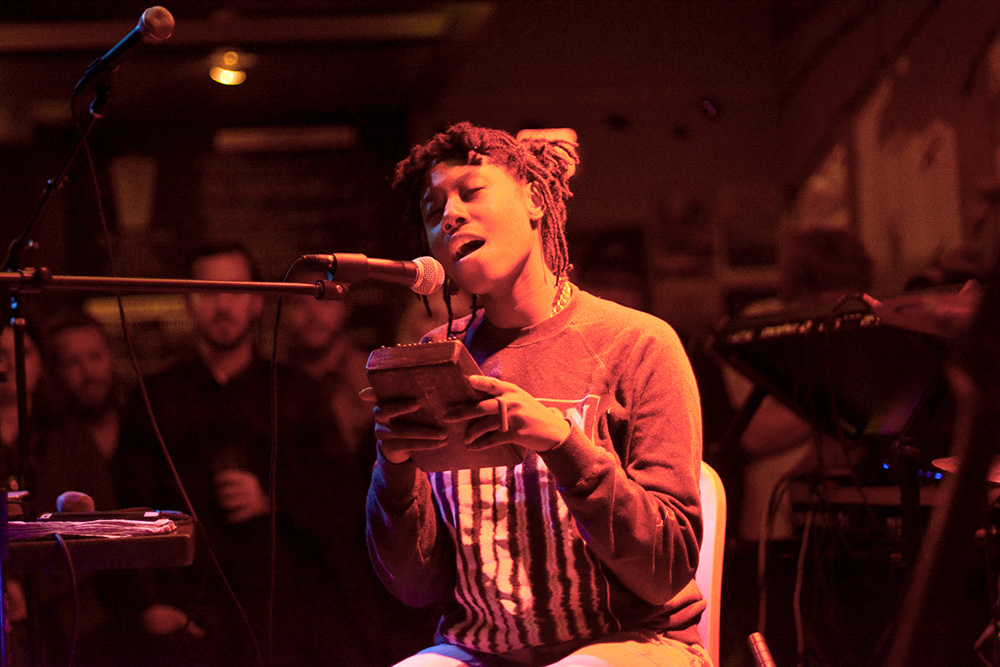 Amenta Abioto, Bunk Bar, photo by Brendon Quinn