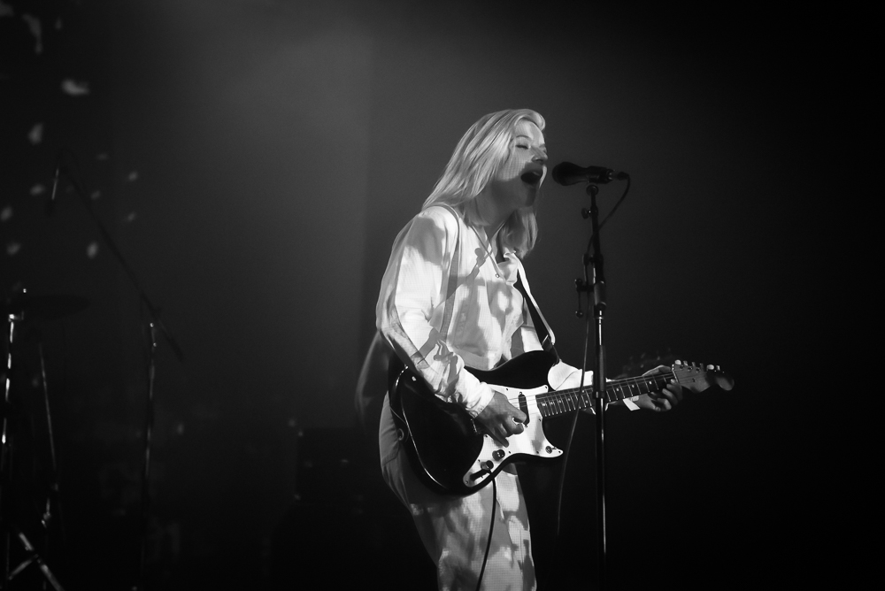 Alvvays, Roseland Theater, photo by Jeff Ryan