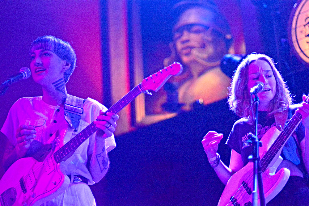 Y La Bamba, Mississippi Studios, photo by Brendon Quinn