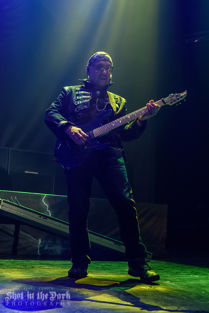 Saxon, ShoWare Center, photo by Jesse Lanier