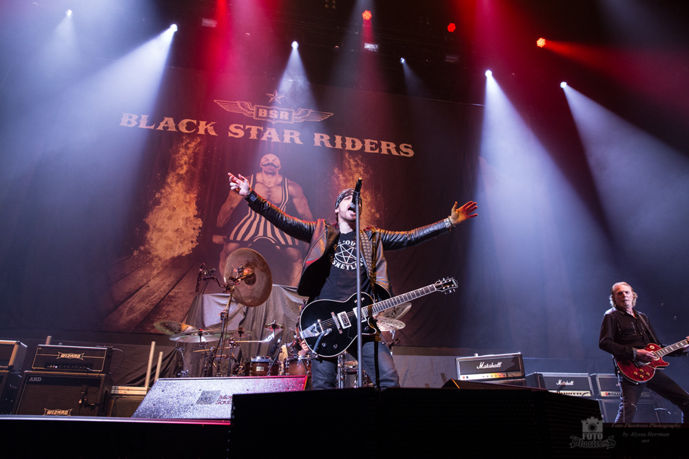 Black Star Riders, Veterans Memorial Coliseum, Rose Quarter, photo by Alyssa Herrman