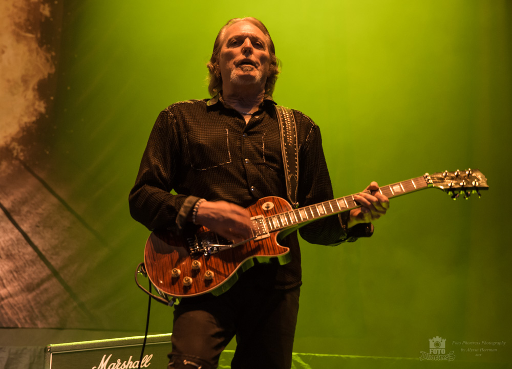 Black Star Riders, Veterans Memorial Coliseum, Rose Quarter, photo by Alyssa Herrman