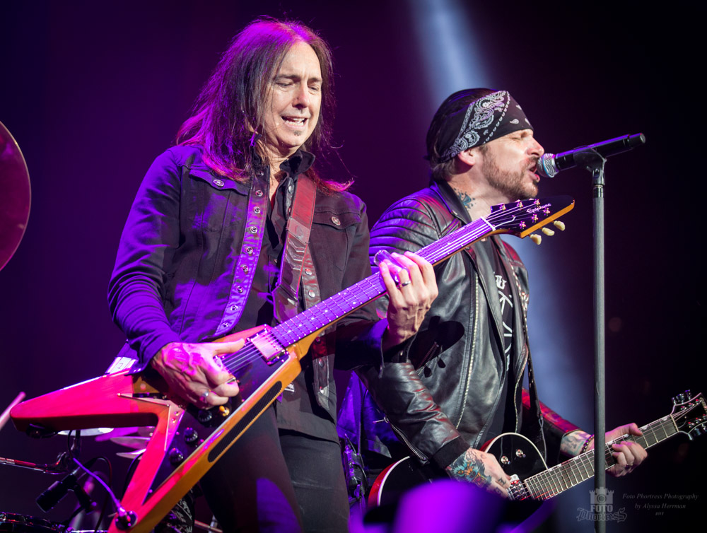 Black Star Riders, Veterans Memorial Coliseum, Rose Quarter, photo by Alyssa Herrman