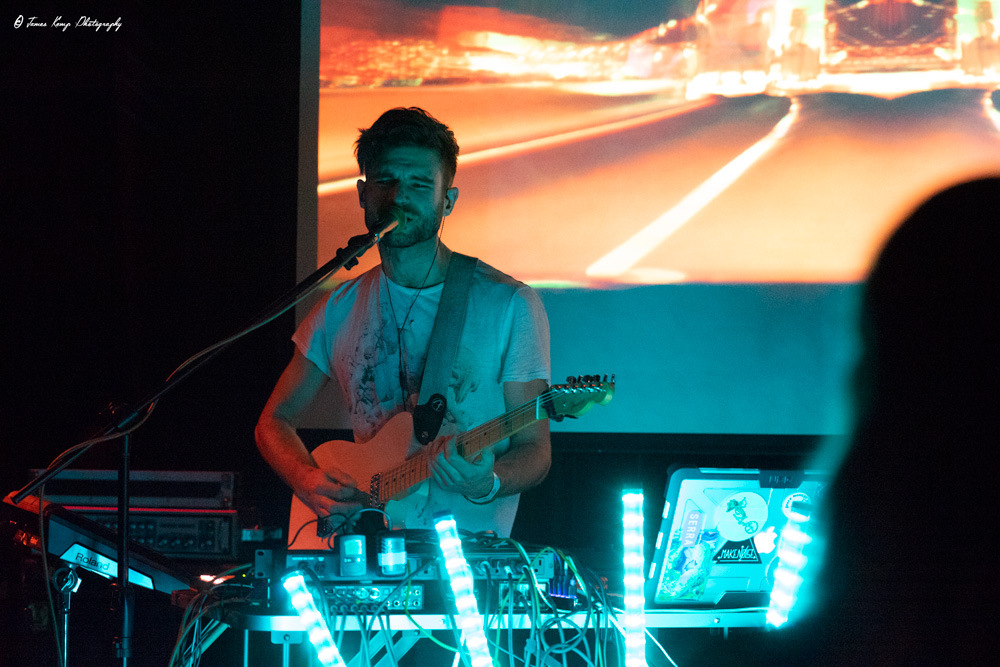 LEO ISLO, Kelly's Olympian, Vortex Music Magazine, photo by James Kemp