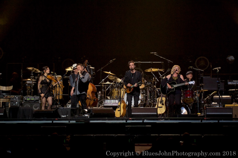 JD & The Straight Shot, Moda Center, photo by John Alcala
