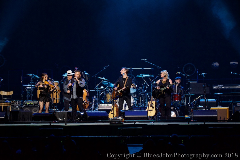JD & The Straight Shot, Moda Center, photo by John Alcala