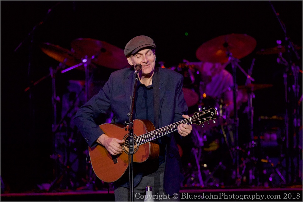 James Taylor, Moda Center, Rose Quarter, photo by John Alcala