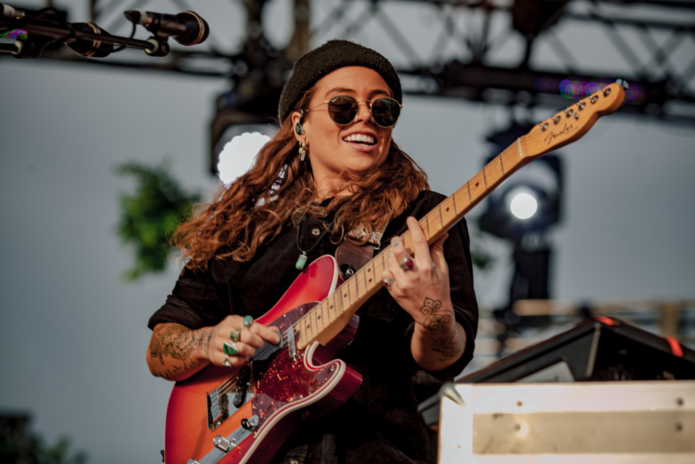 Tash Sultana, Sasquatch! Festival, Gorge Amphitheatre, photo by Tojo Andrianarivo