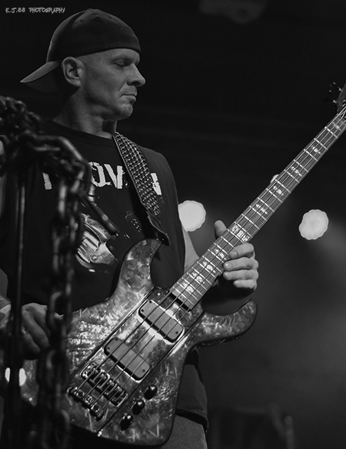 Chainbound, Hawthorne Theatre, photo by Kevin Pettigrew