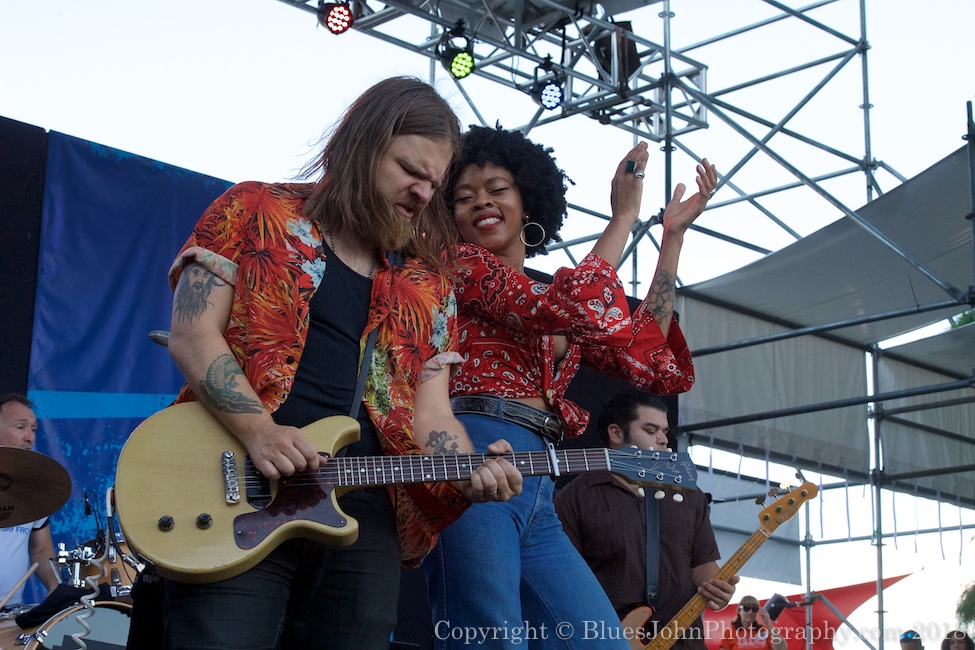 Nikki Hill, Waterfront Blues Festival, Tom McCall Waterfront Park, photo by John Alcala