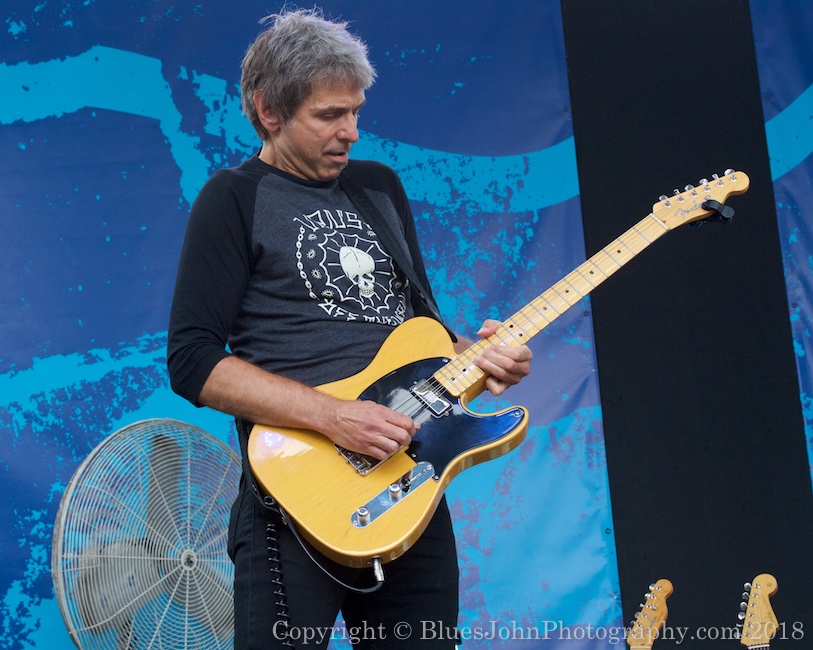 Jon Koonce, Waterfront Blues Festival, Tom McCall Waterfront Park, photo by John Alcala