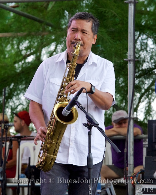 Renato Caranto, Waterfront Blues Festival, Tom McCall Waterfront Park, photo by John Alcala