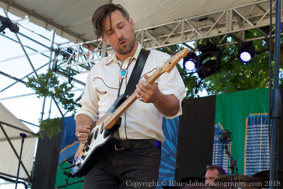 Waterfront Blues Festival, Tom McCall Waterfront Park, photo by John Alcala