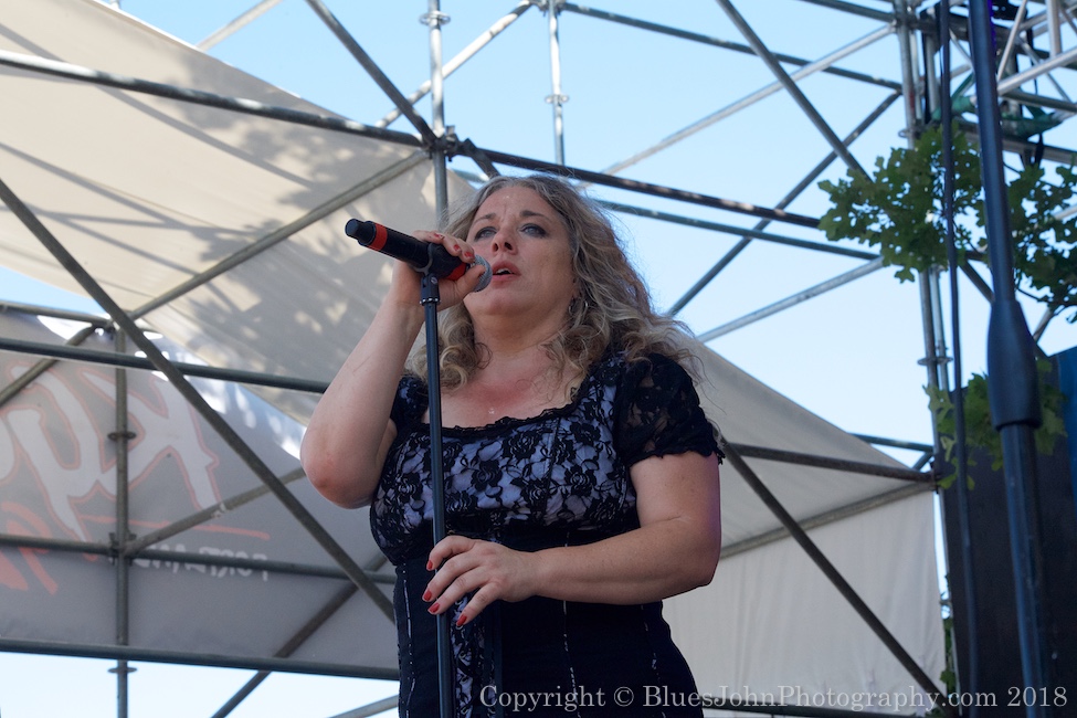 Waterfront Blues Festival, Tom McCall Waterfront Park, photo by John Alcala