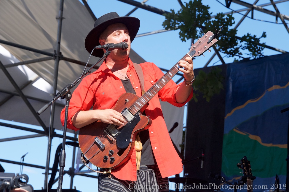 Worth, Waterfront Blues Festival, Tom McCall Waterfront Park, photo by John Alcala