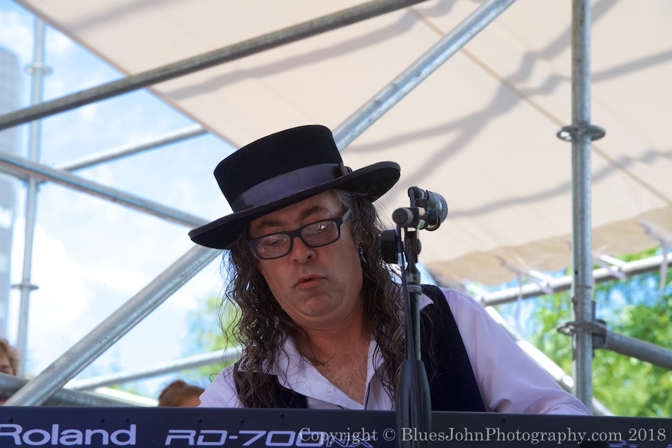 Waterfront Blues Festival, Tom McCall Waterfront Park, photo by John Alcala