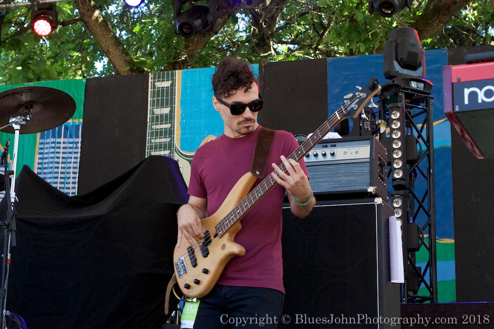 Tony Ozier, Waterfront Blues Festival, Tom McCall Waterfront Park, photo by John Alcala