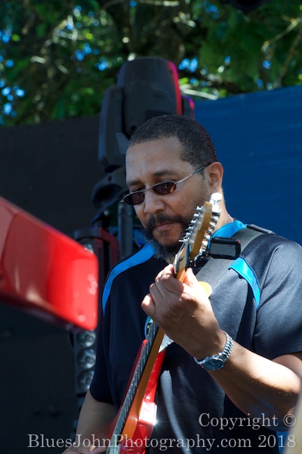 Tony Ozier, Waterfront Blues Festival, Tom McCall Waterfront Park, photo by John Alcala