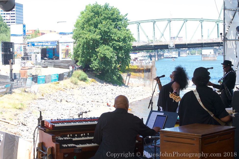 Lady A, Waterfront Blues Festival, Tom McCall Waterfront Park, photo by John Alcala