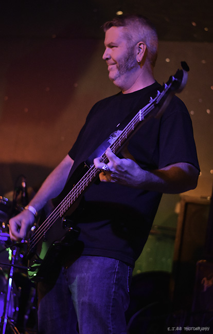 Blastpoint, Black Water Bar, photo by Kevin Pettigrew