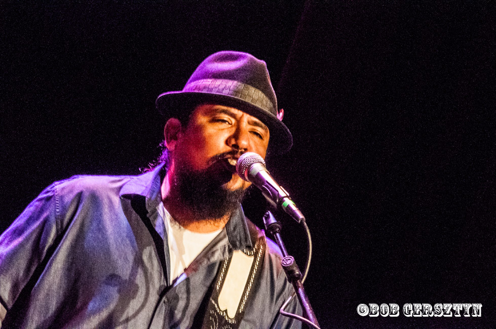 Los Lonely Boys, The Elsinore Theatre, photo by Bob Gersztyn