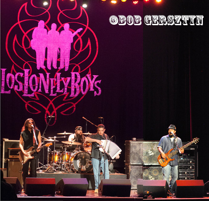 Los Lonely Boys, The Elsinore Theatre, photo by Bob Gersztyn