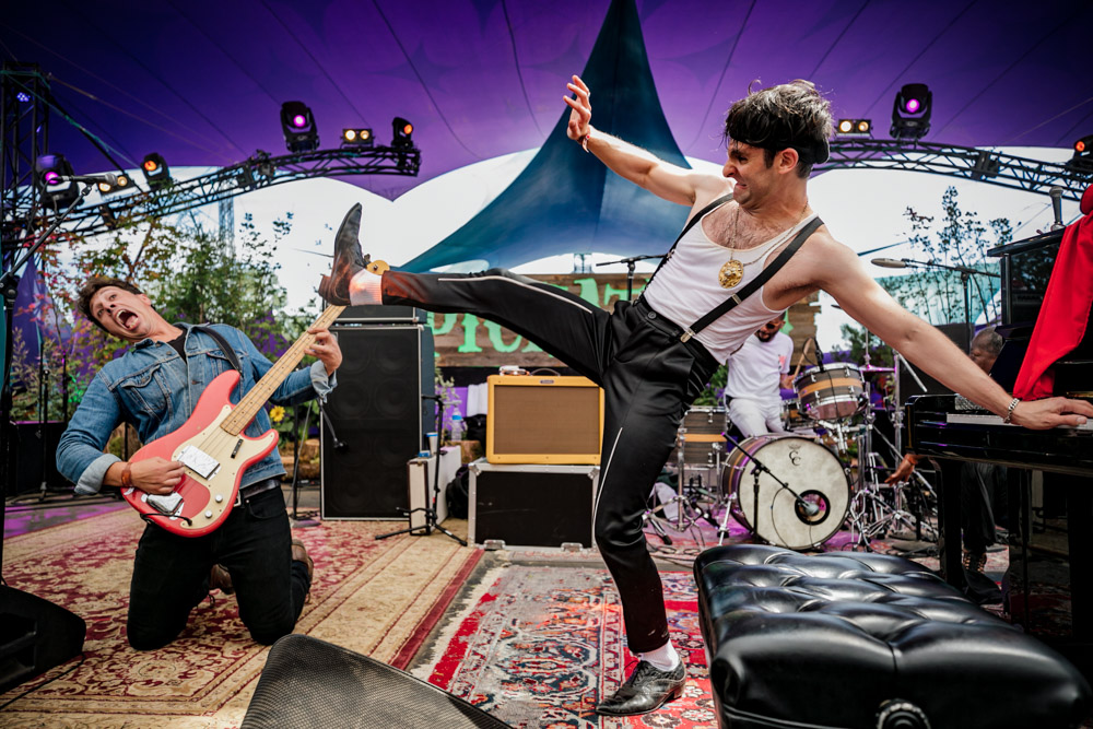 Low Cut Connie, Pickathon, Pendarvis Farm, photo by Tojo Andrianarivo