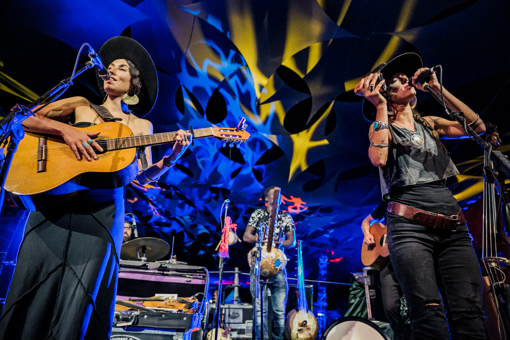 Rising Appalachia, Pickathon, Pendarvis Farm, photo by Tojo Andrianarivo