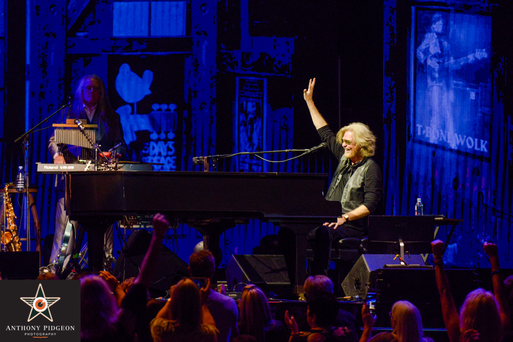 Hall & Oates, Moda Center, Rose Quarter, photo by Anthony Pidgeon