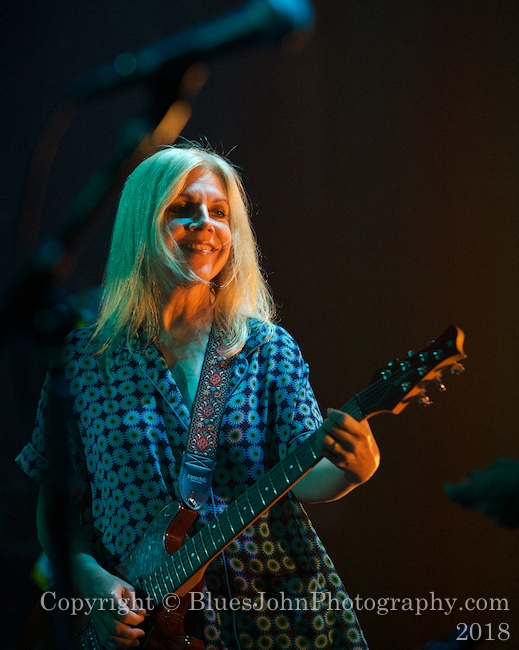 Belly, Revolution Hall, photo by John Alcala