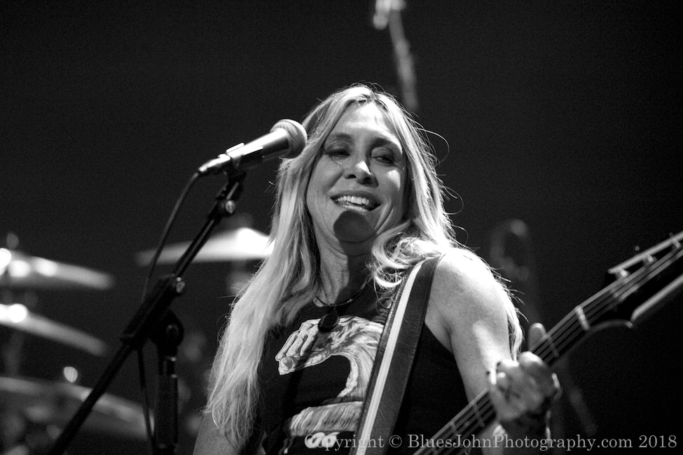 Belly, Revolution Hall, photo by John Alcala