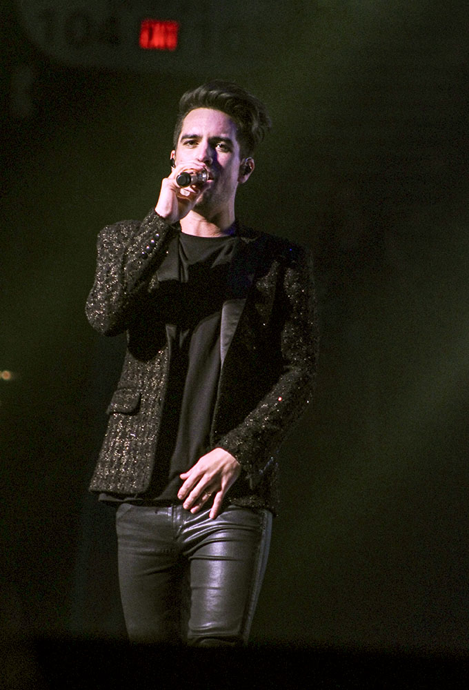 Panic! at the Disco, Moda Center, photo by Emma Davis