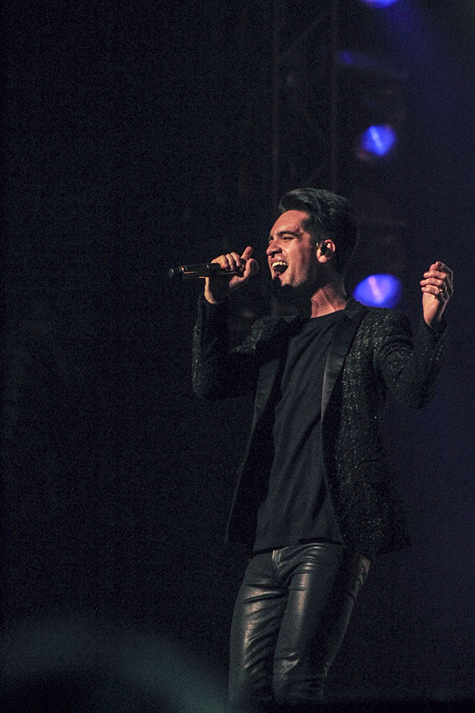 Panic! at the Disco, Moda Center, photo by Emma Davis