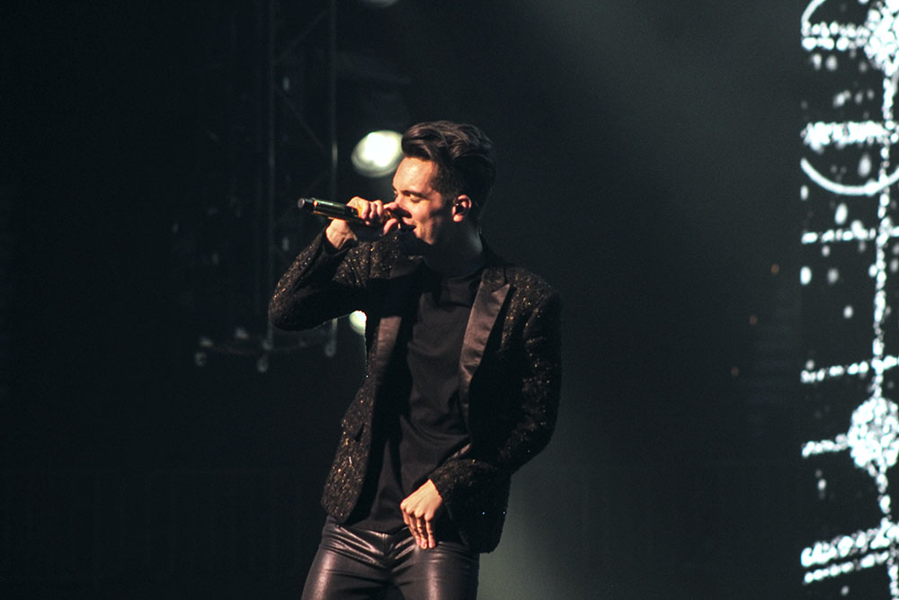 Panic! at the Disco, Moda Center, photo by Emma Davis