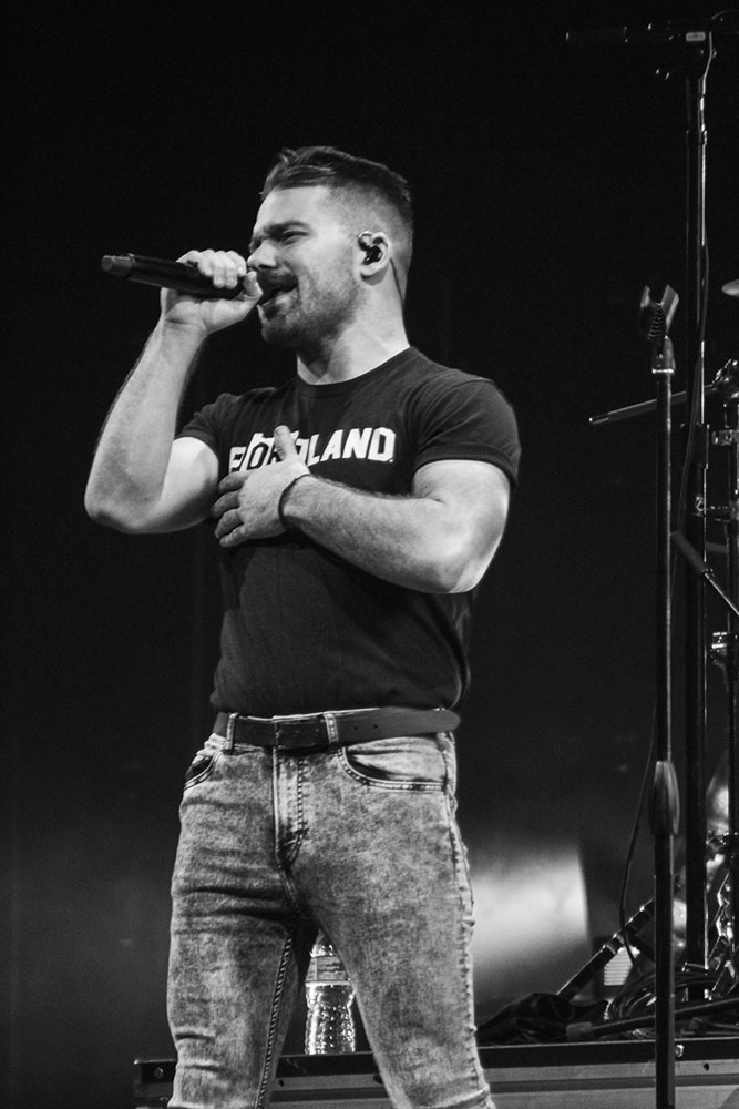 A R I Z O N A, Moda Center, photo by Emma Davis